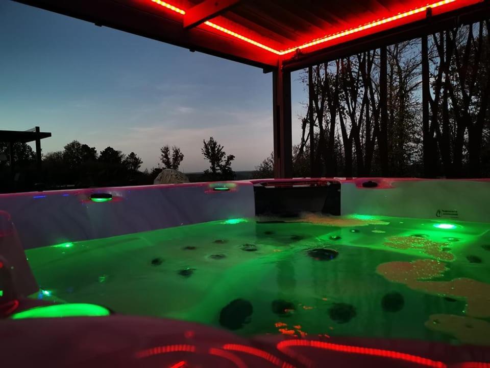 "Notre Bastide" Maison Et Table D'Hotes Traditionnelle Et Vegetarienne, Piscine, Jacuzzi, Clim, , A 5 Mn De Sarlat Marcillac-Saint-Quentin Экстерьер фото